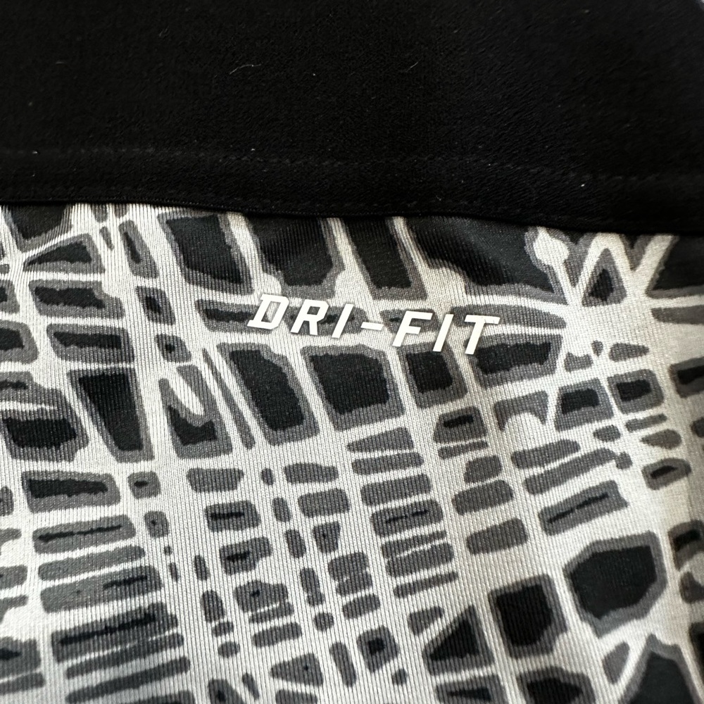 Nike Pro Leggings - image 4